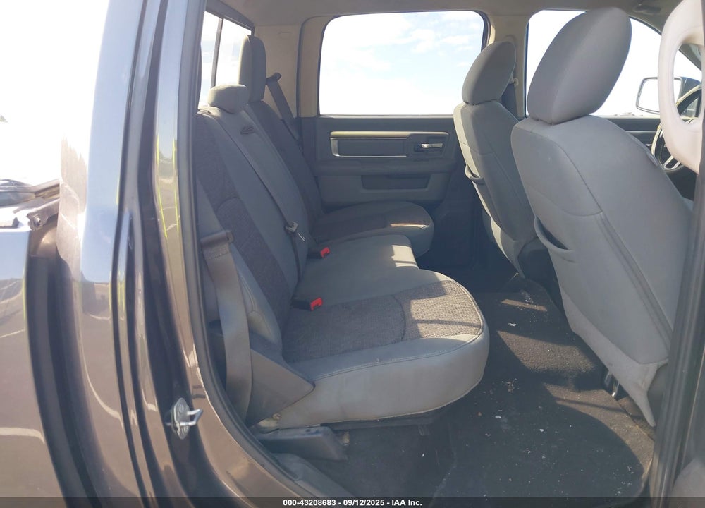 2015 RAM 1500 VIN: 1C6RR7LT8FS758684