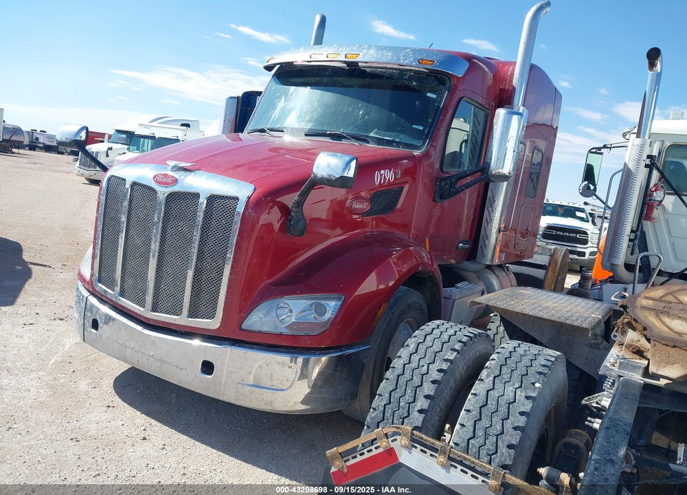 2020 PETERBILT 579 VIN: 1XPBDP9X8LD640796