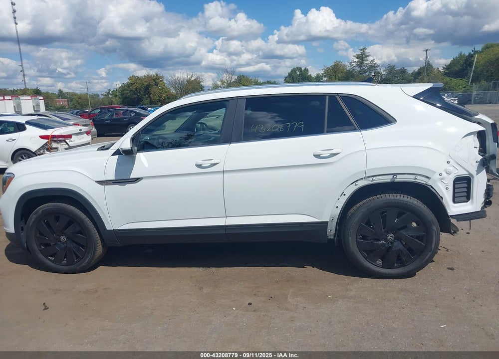2024 VOLKSWAGEN ATLAS CROSS SPORT 2.0T SE W/TECHNOLOGY VIN: 1V2KE2CA1RC263988