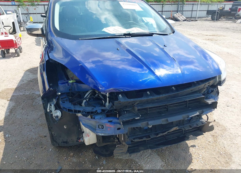 2016 FORD ESCAPE VIN: 1FMCU0G70GUA26262