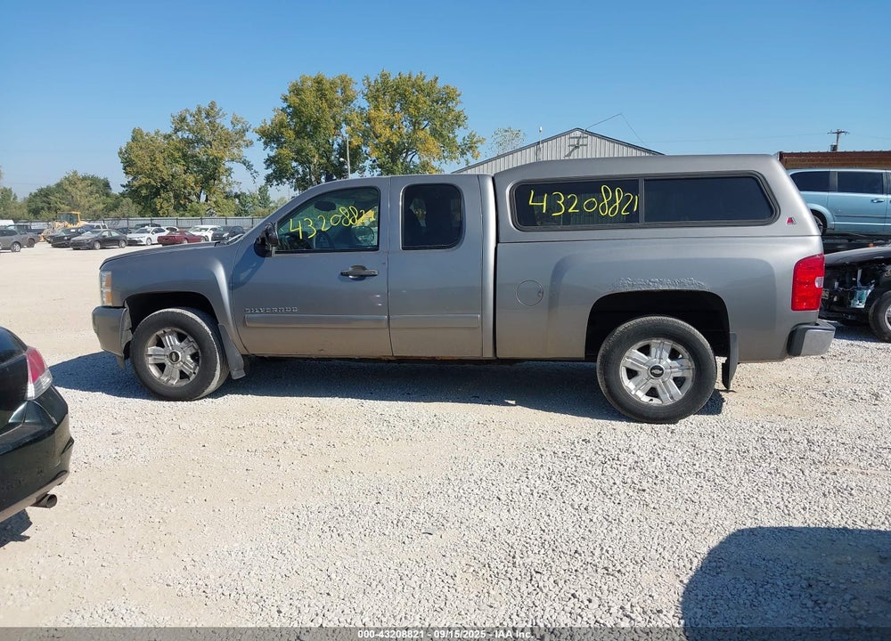 2007 CHEVROLET SILVERADO 1500 LT1 VIN: 2GCEK190771691843
