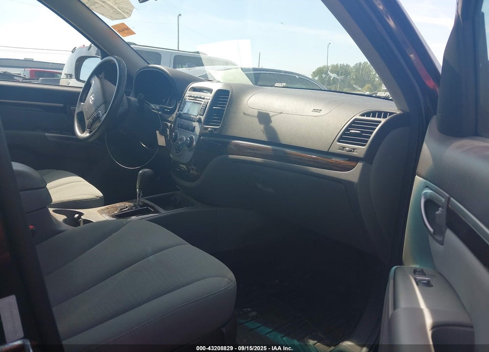 2012 HYUNDAI SANTA FE VIN: 5XYZGDABXCG126021