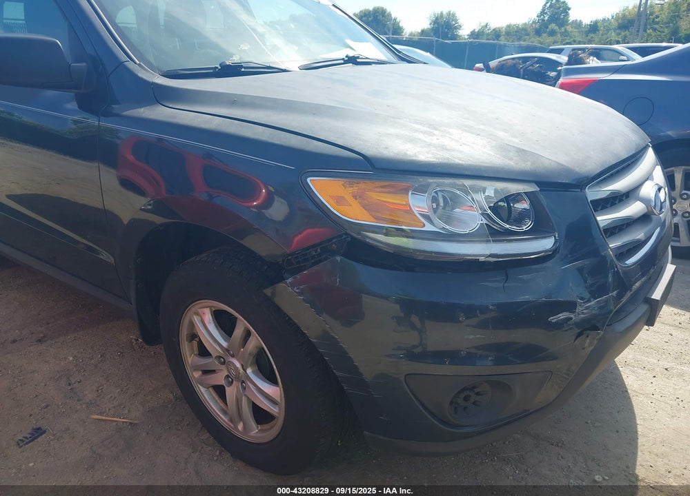 2012 HYUNDAI SANTA FE VIN: 5XYZGDABXCG126021