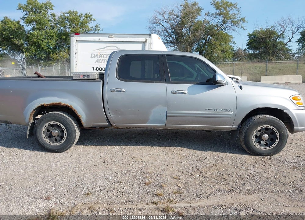 2004 TOYOTA TUNDRA SR5 V8 VIN: 5TBDT44164S439265