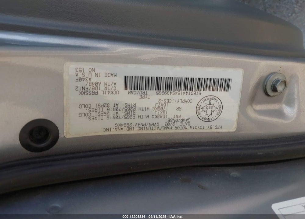 2004 TOYOTA TUNDRA SR5 V8 VIN: 5TBDT44164S439265