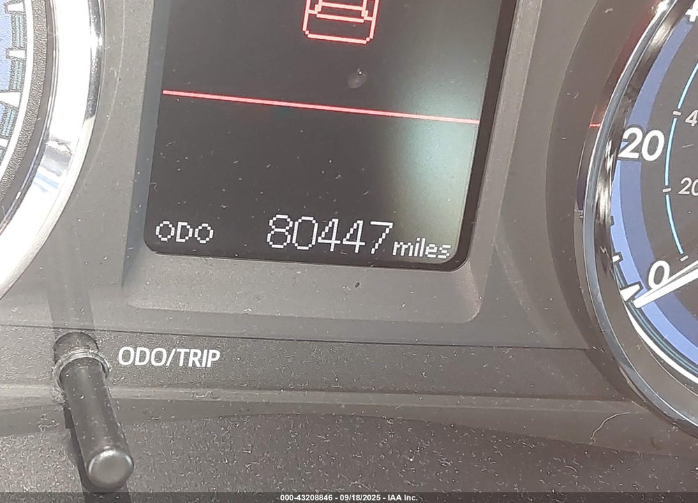 2018 TOYOTA COROLLA LE VIN: 2T1BURHE6JC979273