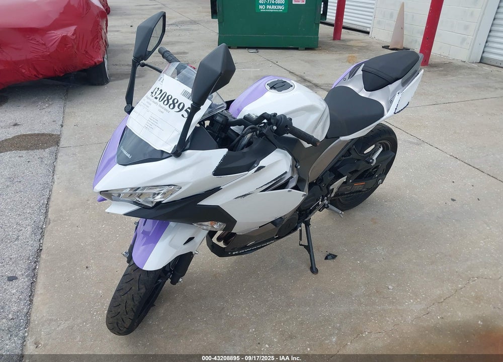 2022 KAWASAKI EX400 VIN: JKAEXKG11NDAJ0822