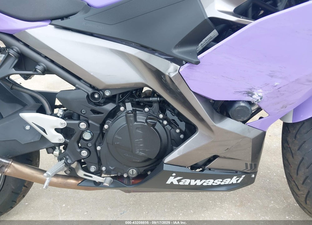 2022 KAWASAKI EX400 VIN: JKAEXKG11NDAJ0822