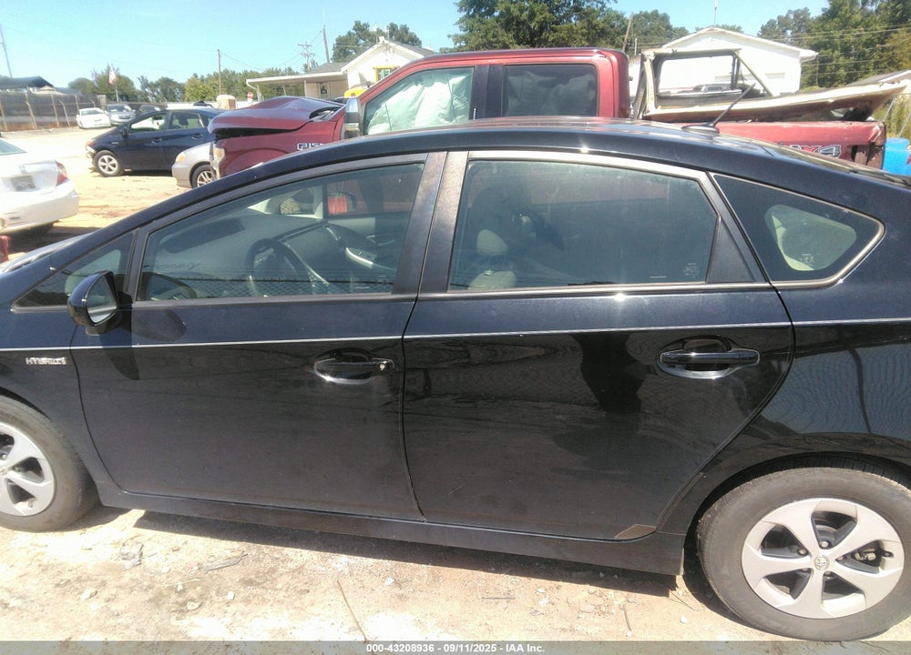 2015 TOYOTA PRIUS VIN: JTDKN3DU1F1899981
