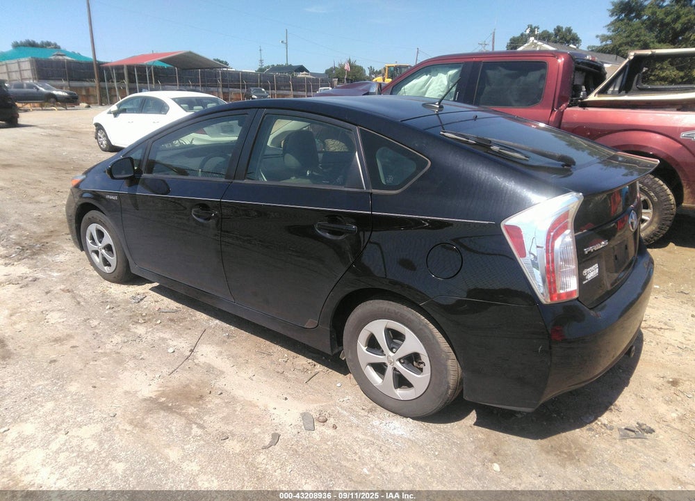 2015 TOYOTA PRIUS VIN: JTDKN3DU1F1899981