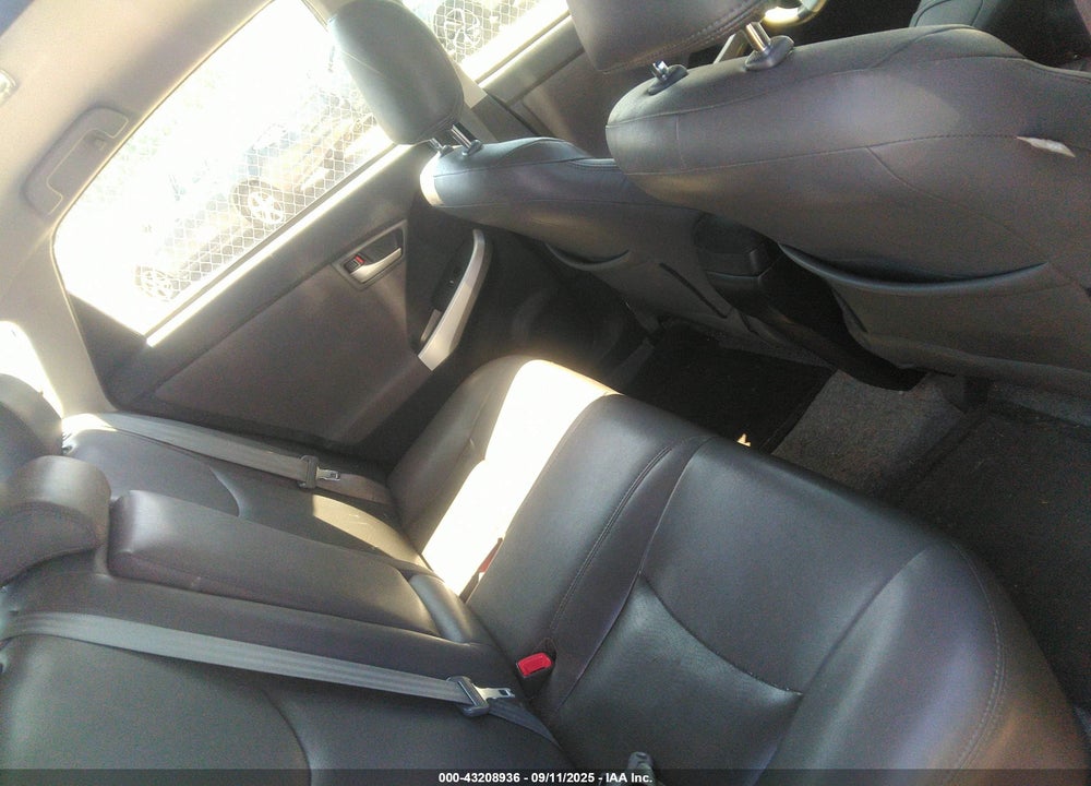 2015 TOYOTA PRIUS VIN: JTDKN3DU1F1899981