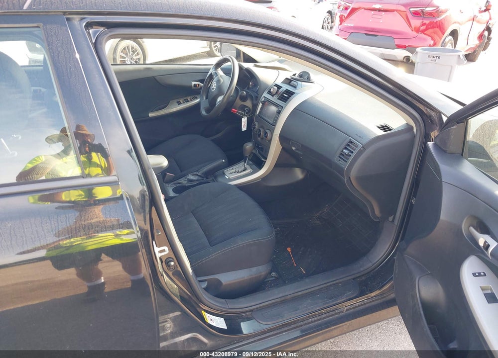 2013 TOYOTA COROLLA S VIN: 2T1BU4EE0DC988272