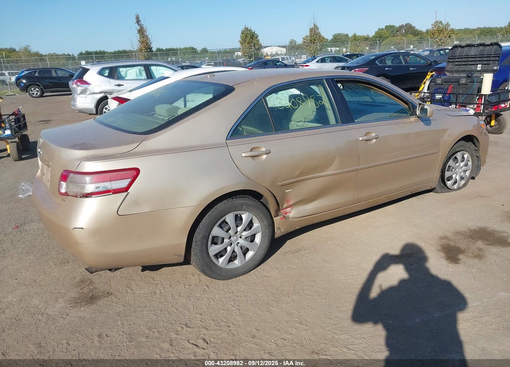 2011 TOYOTA CAMRY LE VIN: 4T1BF3EK8BU153641
