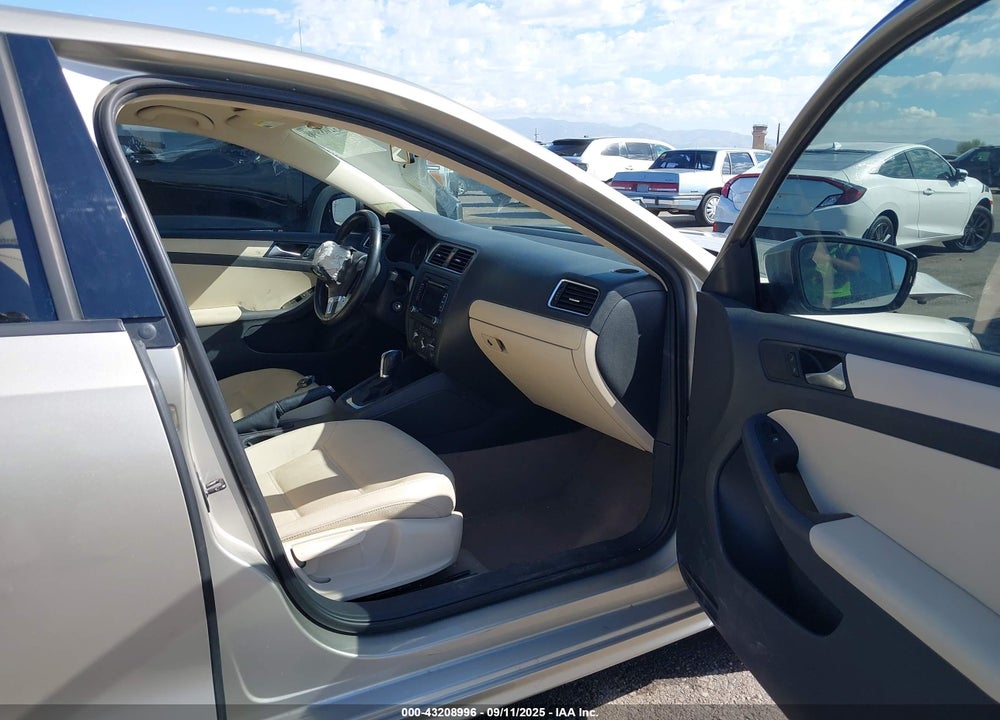 2012 VOLKSWAGEN JETTA VIN: 3VWDP7AJXCM467020