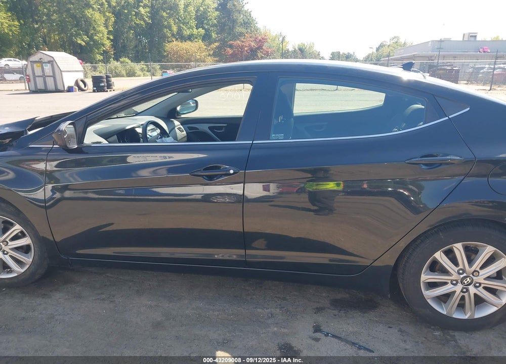 2015 HYUNDAI ELANTRA VIN: 5NPDH4AE1FH599255