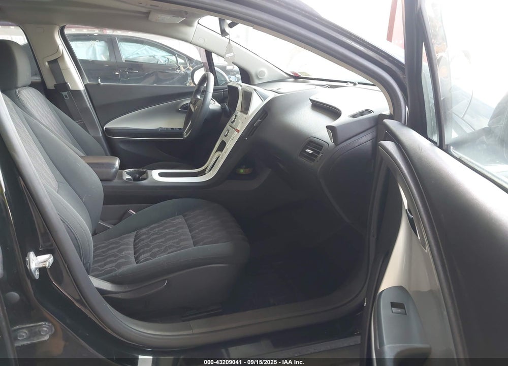 2012 CHEVROLET VOLT VIN: 1G1RC6E40CU110517