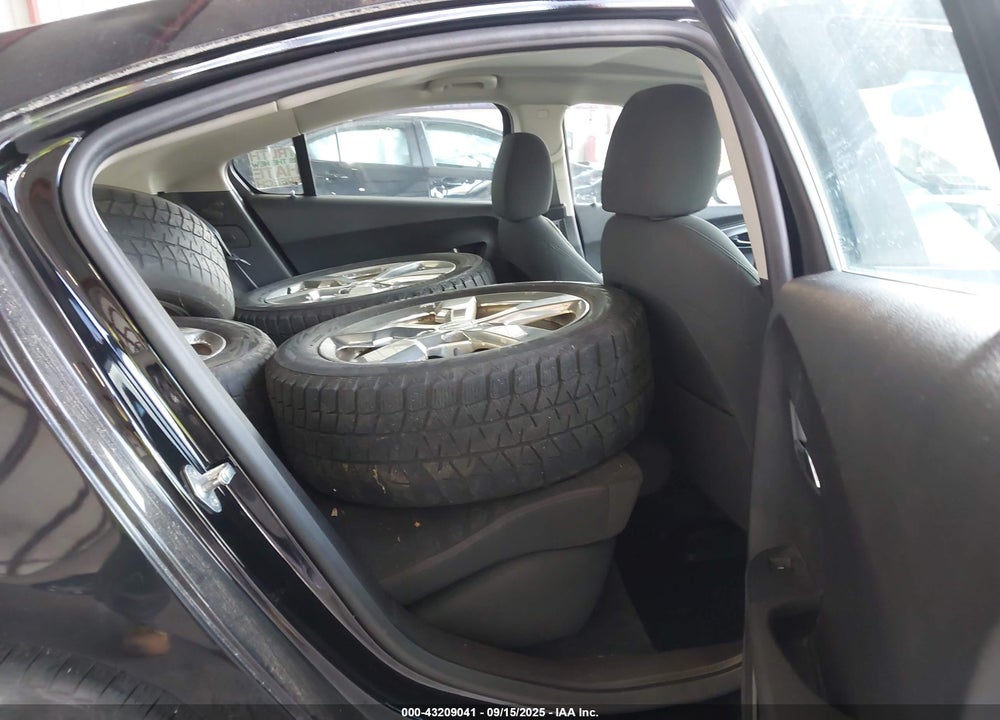 2012 CHEVROLET VOLT VIN: 1G1RC6E40CU110517