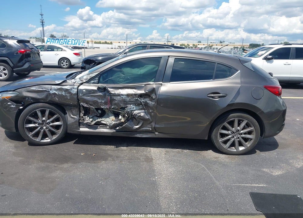 2018 MAZDA 3 VIN: 3MZBN1L34JM181265
