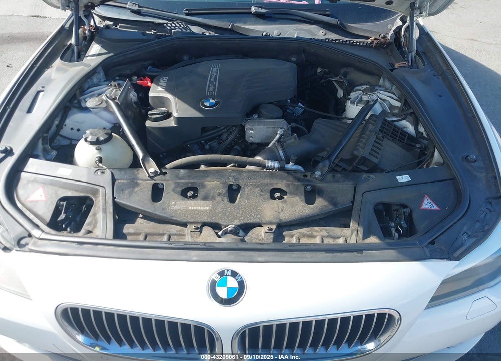 2013 BMW 5 SERIES VIN: WBAXG5C55DDY37675
