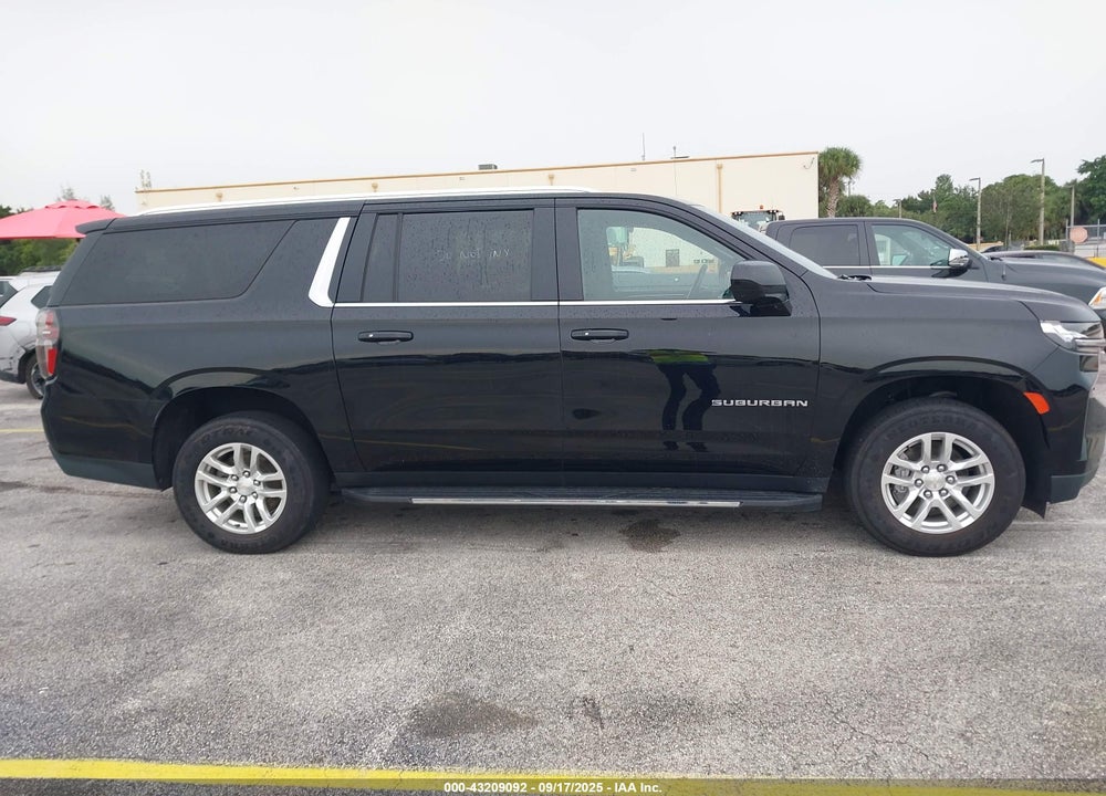 2022 CHEVROLET SUBURBAN VIN: 1GNSCCKD8NR194059