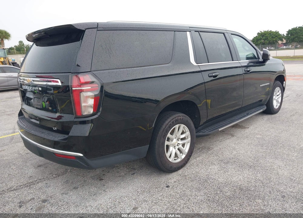 2022 CHEVROLET SUBURBAN VIN: 1GNSCCKD8NR194059