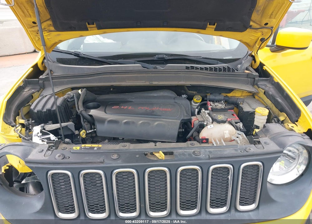 2015 JEEP RENEGADE LATITUDE VIN: ZACCJABT0FPC15839