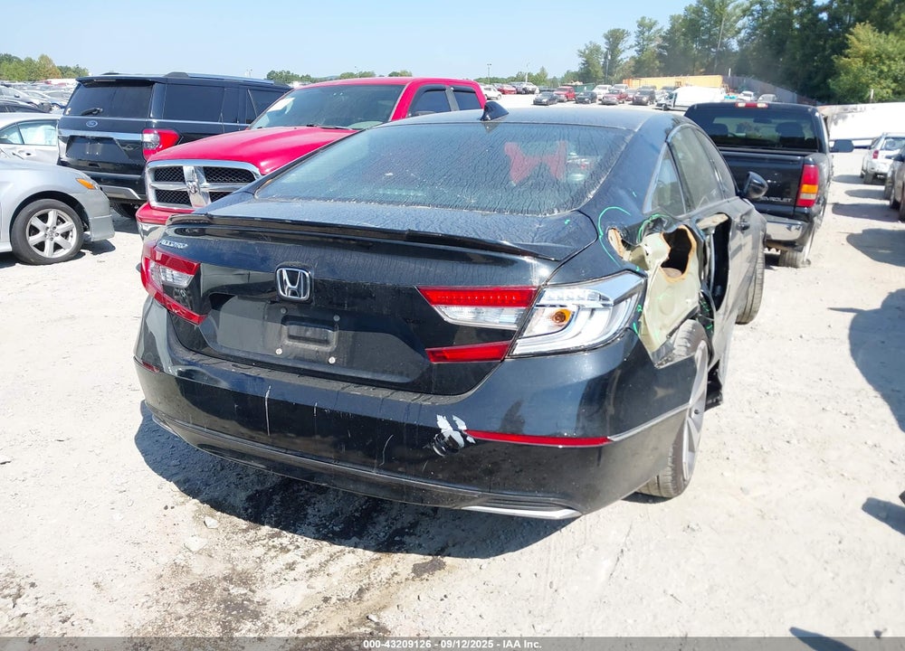 2018 HONDA ACCORD VIN: 1HGCV1F53JA054106