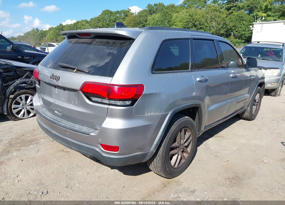 2016 JEEP GRAND CHEROKEE VIN: 1C4RJFAG6GC444107