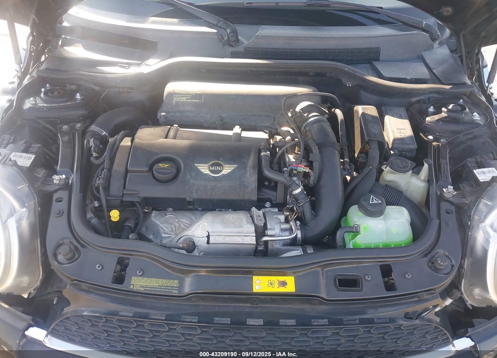 2013 MINI HARDTOP VIN: WMWSV3C57DT395721