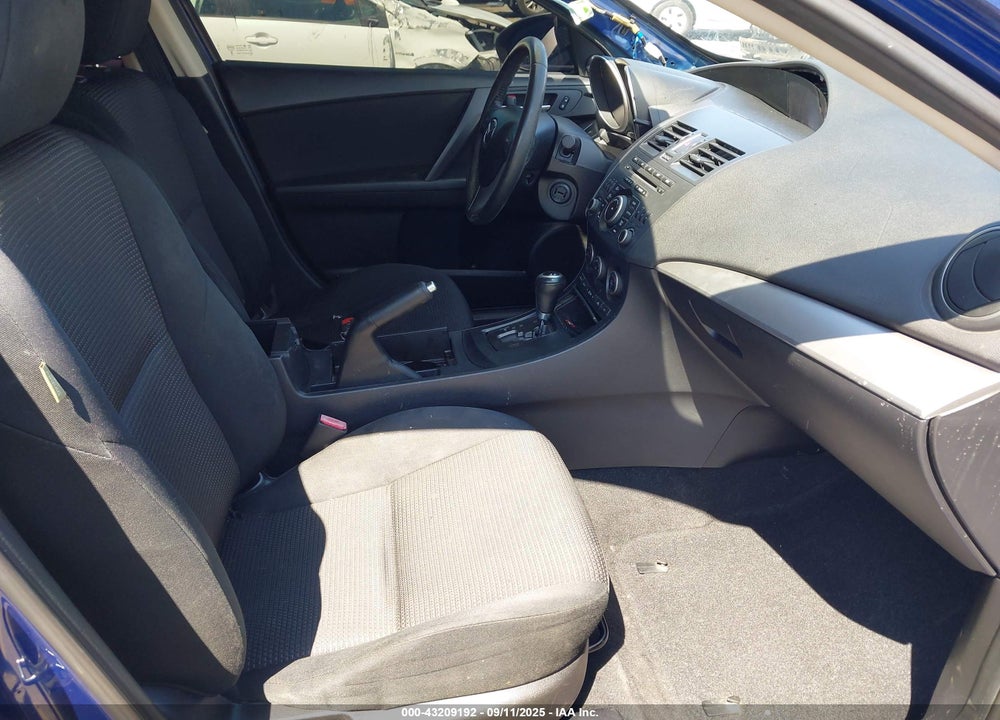 2013 MAZDA 3 VIN: JM1BL1VP8D1784777