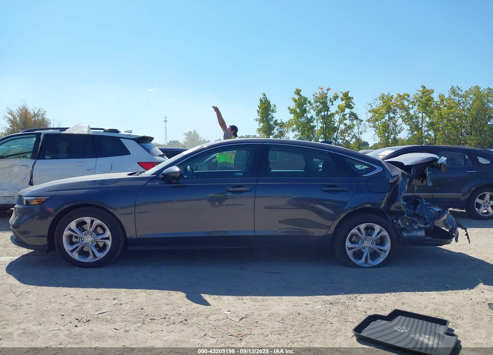 2025 HONDA ACCORD LX VIN: 1HGCY1F22SA058081