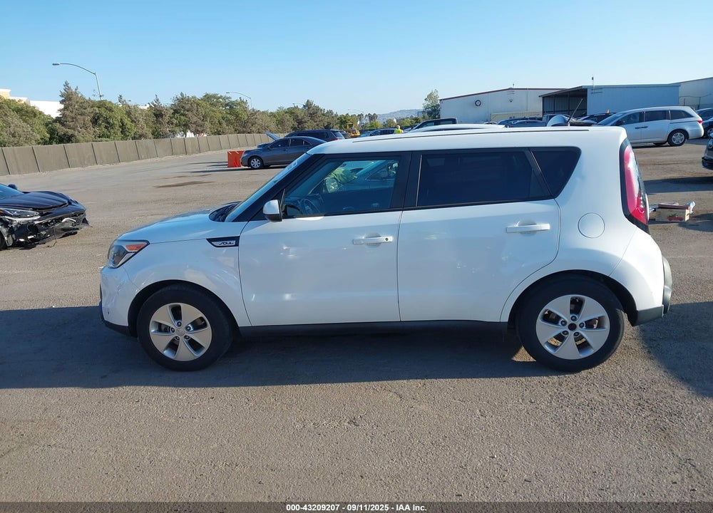 2016 KIA SOUL VIN: KNDJN2A28G7317897