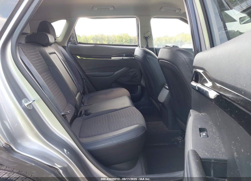 2021 KIA SELTOS VIN: KNDEU2AA7M7107282