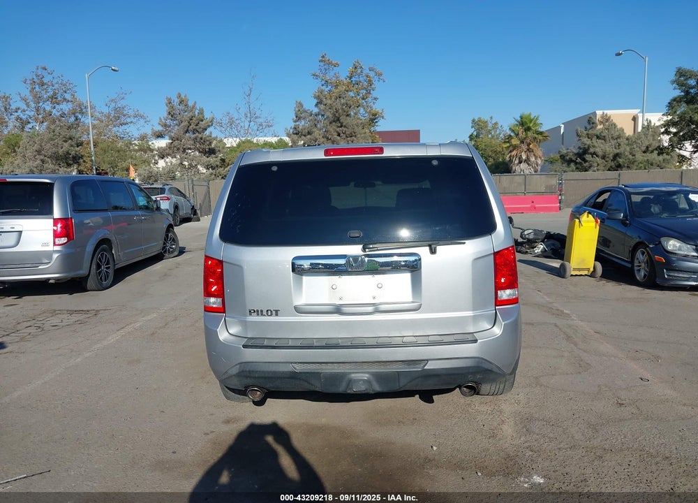 2012 HONDA PILOT EX VIN: 5FNYF3H41CB025053