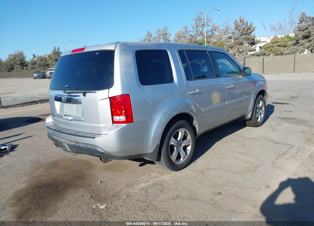 2012 HONDA PILOT EX VIN: 5FNYF3H41CB025053