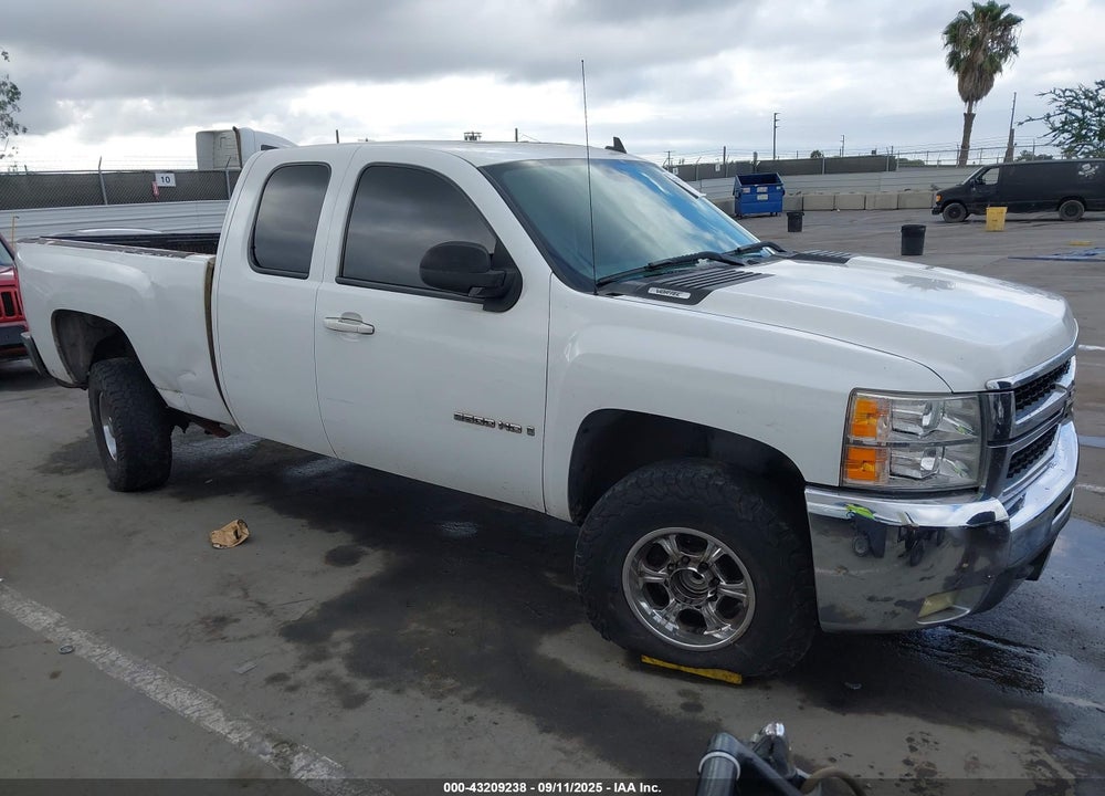 2008 CHEVROLET SILVERADO 2500HD LTZ VIN: 1GCHC29K58E152638