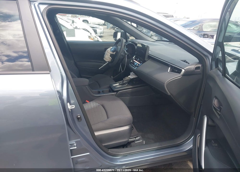 2026 TOYOTA COROLLA CROSS HYBRID SE VIN: 7MUFBABG0TV092402