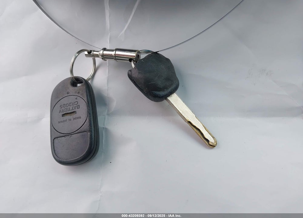 2005 HONDA CIVIC EX VIN: 1HGEM21925L048643