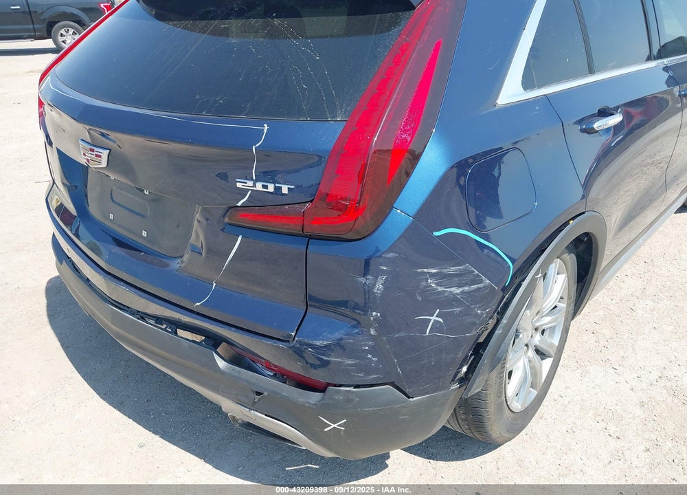2019 CADILLAC XT4 VIN: 1GYFZCR42KF163623
