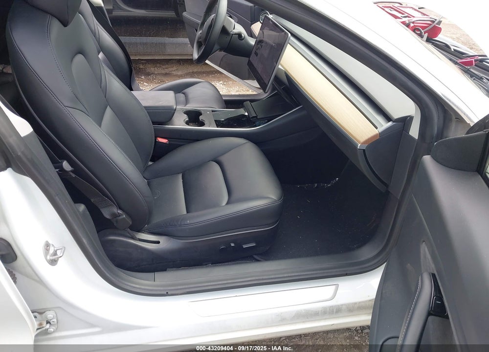 2020 TESLA MODEL 3 VIN: 5YJ3E1EB7LF589083