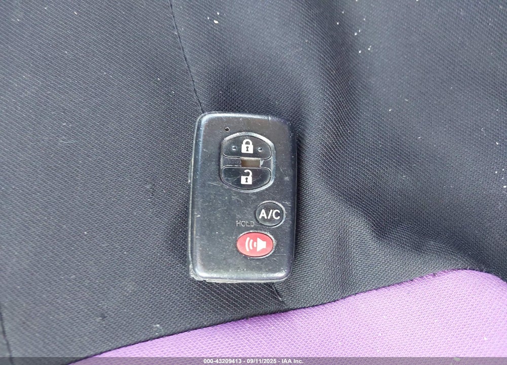 2011 TOYOTA PRIUS VIN: JTDKN3DU3B1379064