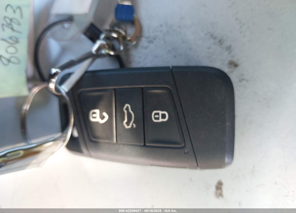 2025 VOLKSWAGEN TAOS VIN: 3VV5C7B2XSM013800
