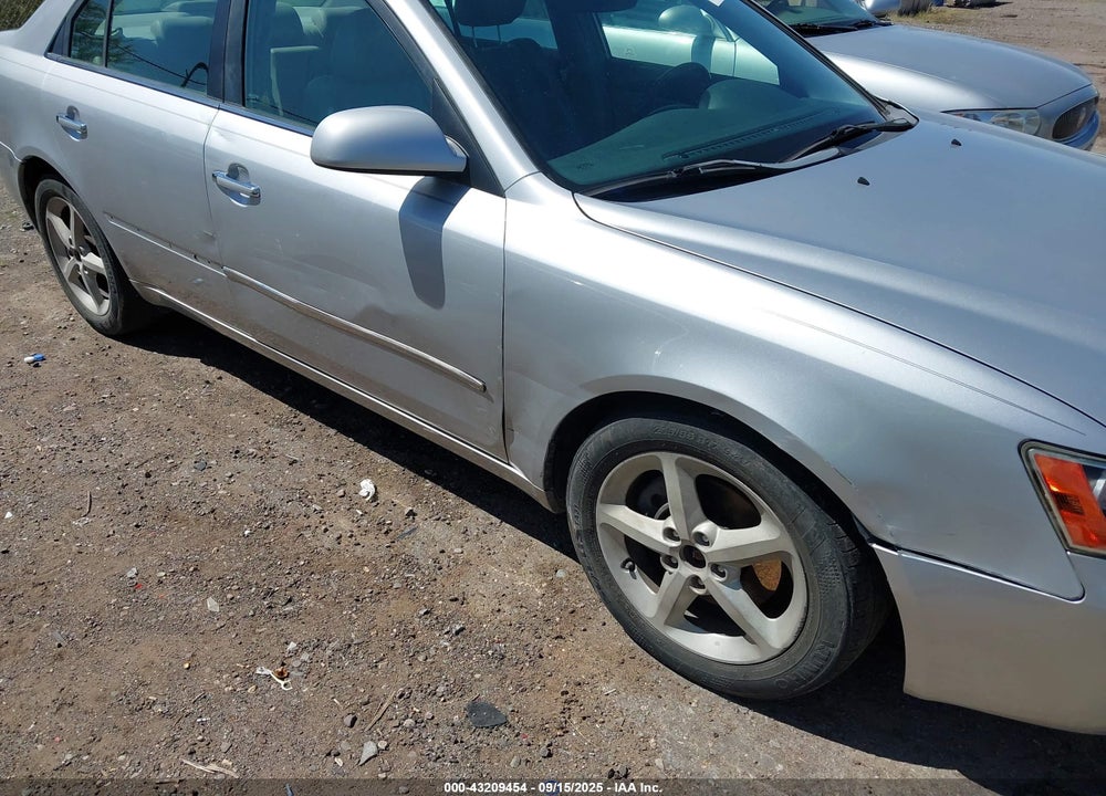 2008 HYUNDAI SONATA LIMITED V6/SE V6 VIN: 5NPEU46FX8H298536