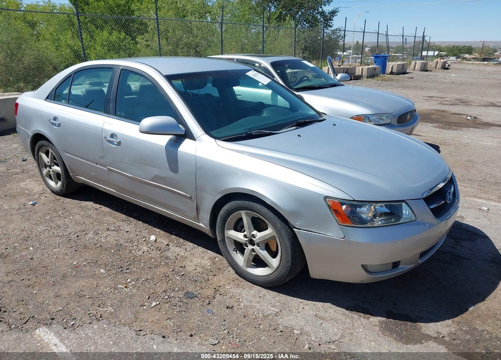 2008 HYUNDAI SONATA LIMITED V6/SE V6 VIN: 5NPEU46FX8H298536