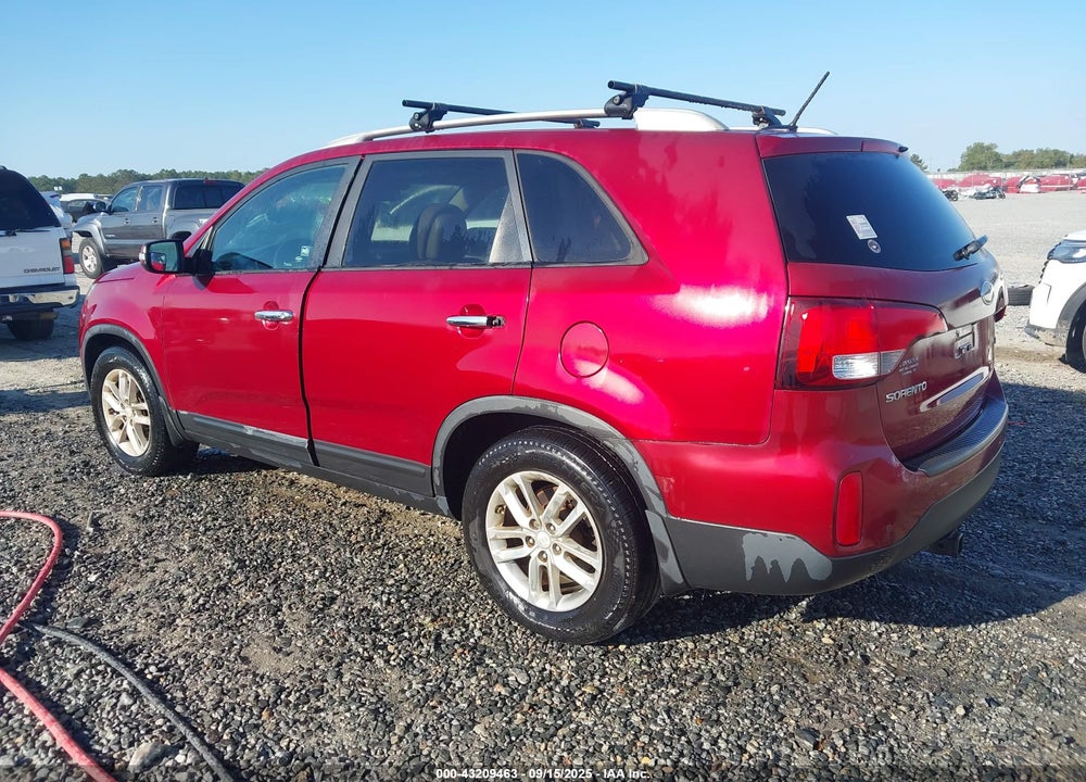 2014 KIA SORENTO LX VIN: 5XYKT4A61EG433211