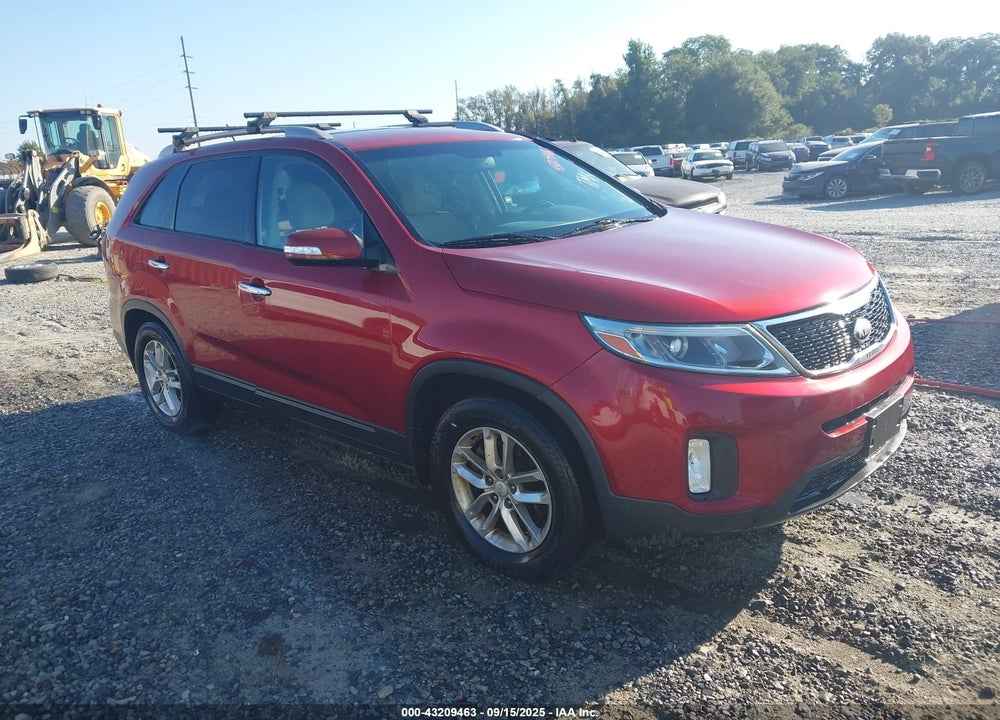 2014 KIA SORENTO LX VIN: 5XYKT4A61EG433211