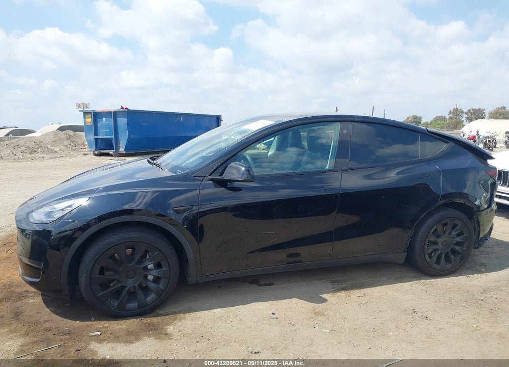 2021 TESLA MODEL Y LONG RANGE DUAL MOTOR ALL-WHEEL DRIVE VIN: 5YJYGDEE2MF282871