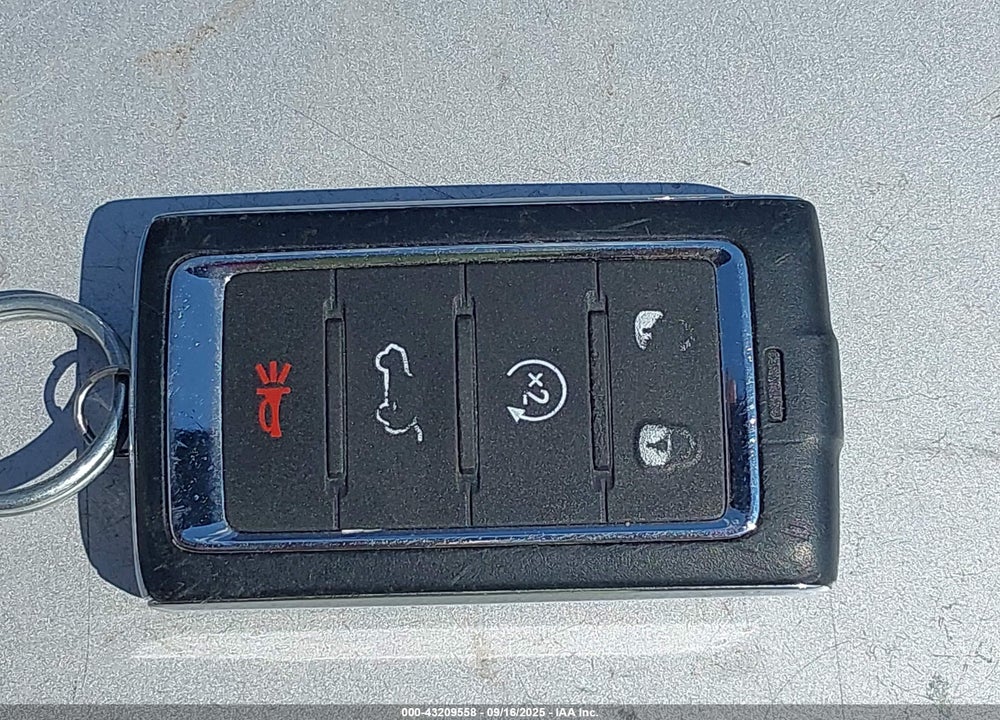 2024 JEEP GRAND CHEROKEE VIN: 1C4RJYB60R8520637