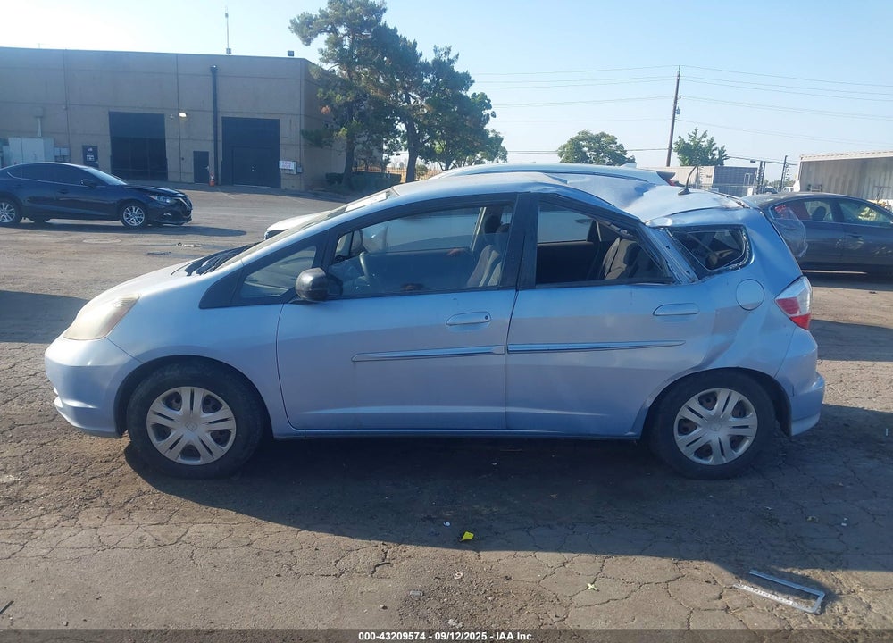 2009 HONDA FIT VIN: JHMGE87279S005332
