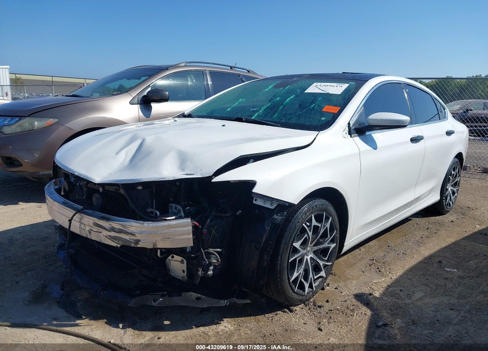 2015 CHRYSLER 200 VIN: 1C3CCCAB5FN563860